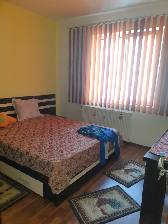 Apartament 3 camere, DRISTOR-KAUFLAND MIHAI BRAVU, 1981, 2 balcoane, 65 mp 