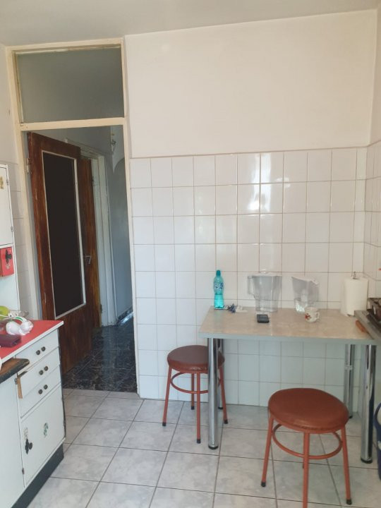 Apartament 3 camere, DRISTOR-KAUFLAND MIHAI BRAVU, 1981, 2 balcoane, 65 mp 