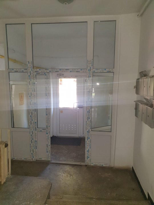 Apartament 3 camere, DRISTOR-KAUFLAND MIHAI BRAVU, 1981, 2 balcoane, 65 mp 