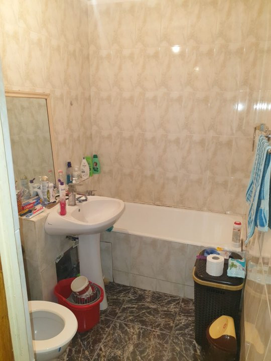 Apartament 3 camere, DRISTOR-KAUFLAND MIHAI BRAVU, 1981, 2 balcoane, 65 mp 