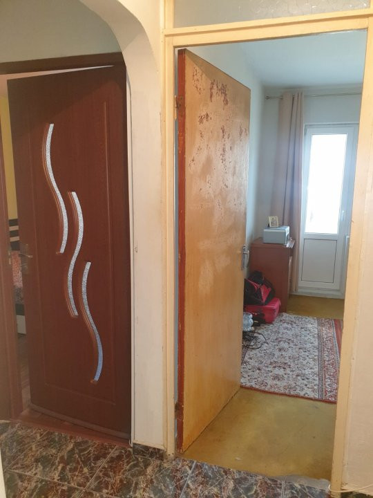 Apartament 3 camere, DRISTOR-KAUFLAND MIHAI BRAVU, 1981, 2 balcoane, 65 mp 