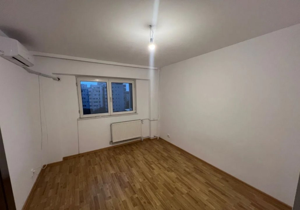 Apartament 3 camere, IANCULUI, 2 balcoane, renovat integral, 80 mp 