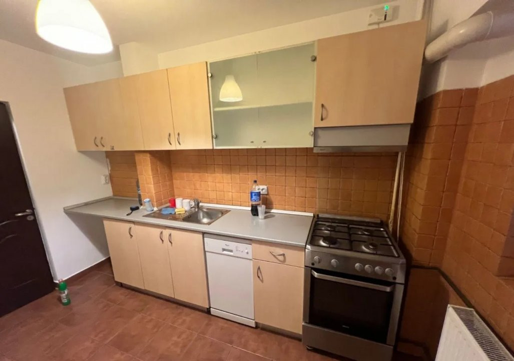 Apartament 3 camere, IANCULUI, 2 balcoane, renovat integral, 80 mp 