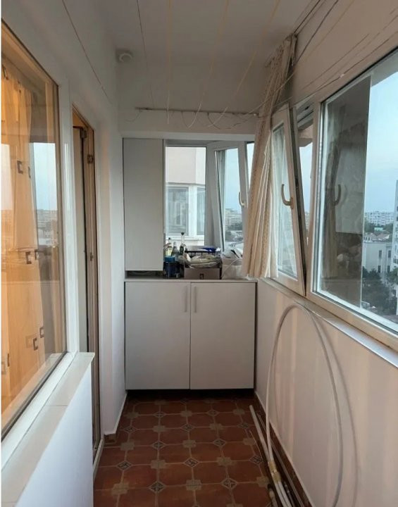 Apartament 3 camere, IANCULUI, 2 balcoane, renovat integral, 80 mp 