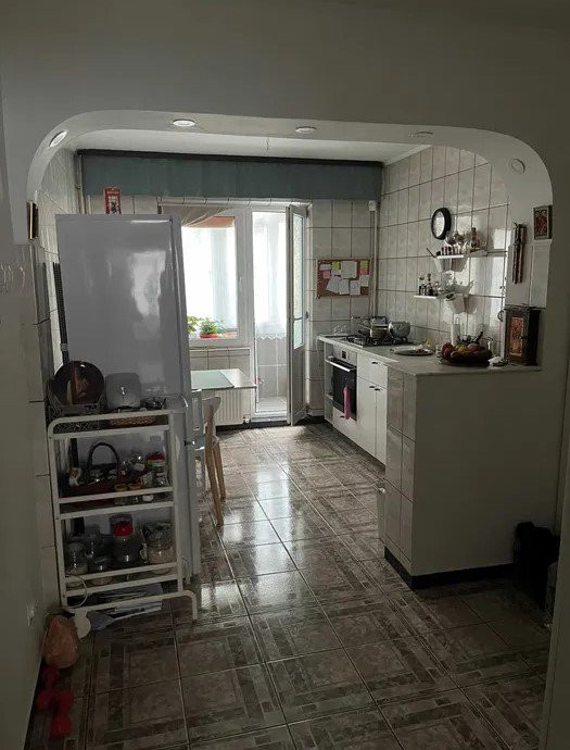 Apartament 3 camere,VITAN, an constructie 1984, decomandat, 76 mp