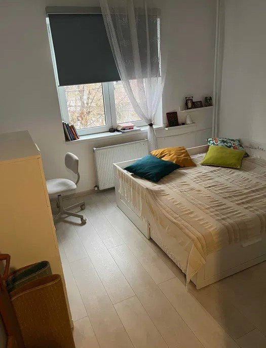 Apartament 3 camere,VITAN, an constructie 1984, decomandat, 76 mp