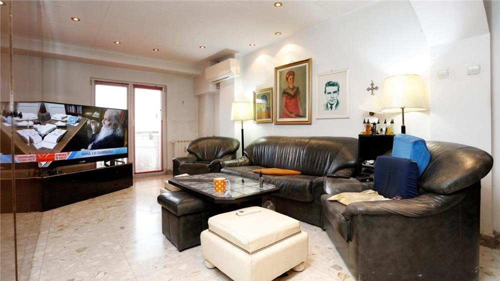 Apartament 2 camere, BD. DECEBAL, an constructie 1997, 3 balcoane