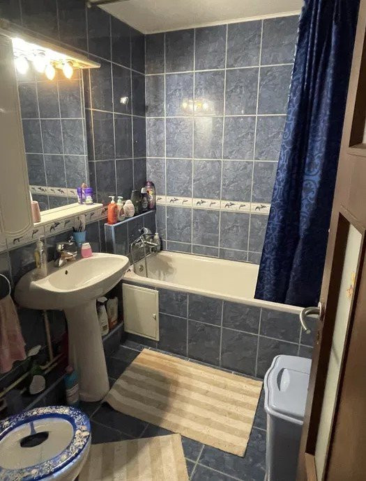 Apartament 4 camere, ARCUL DE TRIUMF, an 1985., 81 mp 