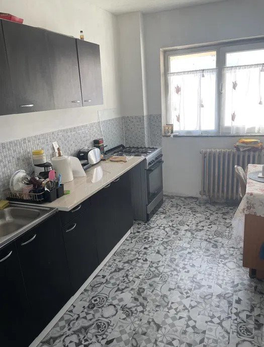 Apartament 4 camere, ARCUL DE TRIUMF, an 1985., 81 mp 