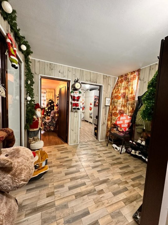 Vanzare apartament 4 camere + loc de parcare si boxa , Stefan cel Mare