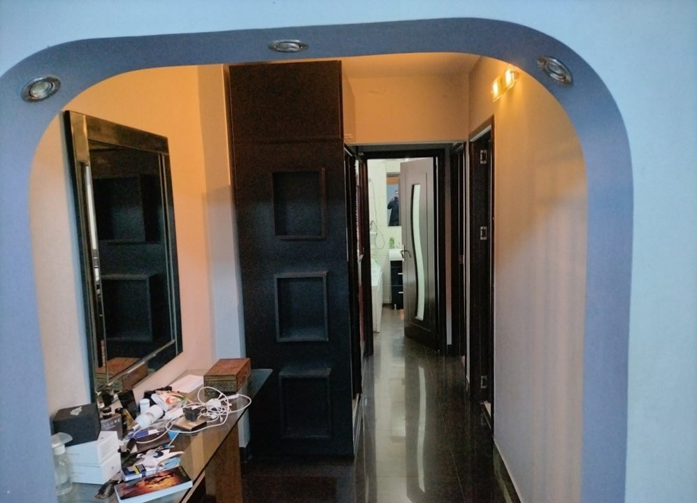 Vanzare apartament 3 camere, Iancului