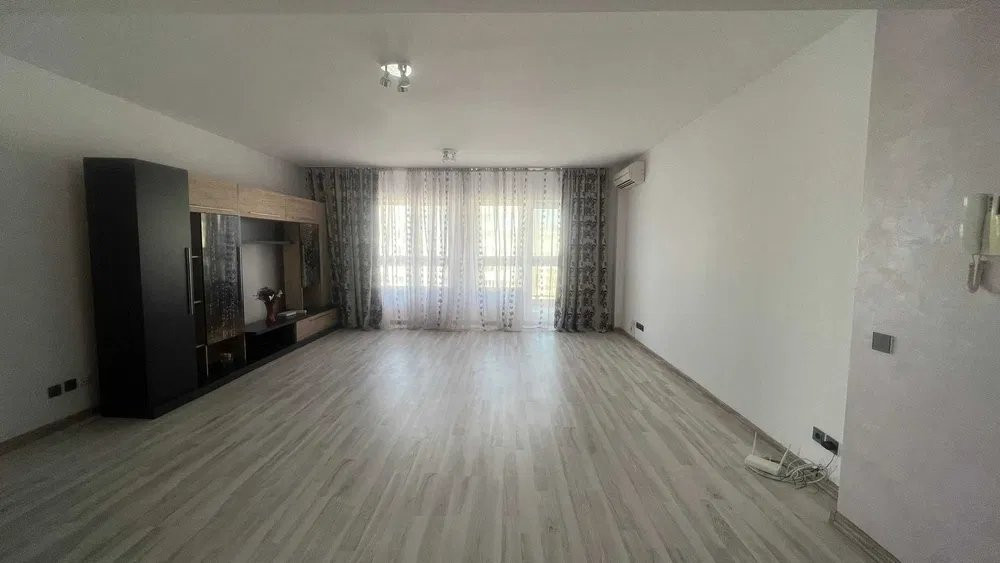 Apartament 3 camere, DRISTOR, complex rezidential, 2009 , 85 mp 