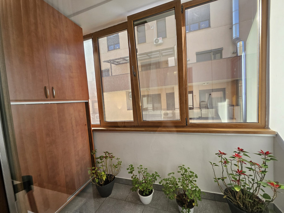 Apartament 3 camere, HERASTRAU - Cartierul Francez, 3 bai, 2 balcoane , 175 mp