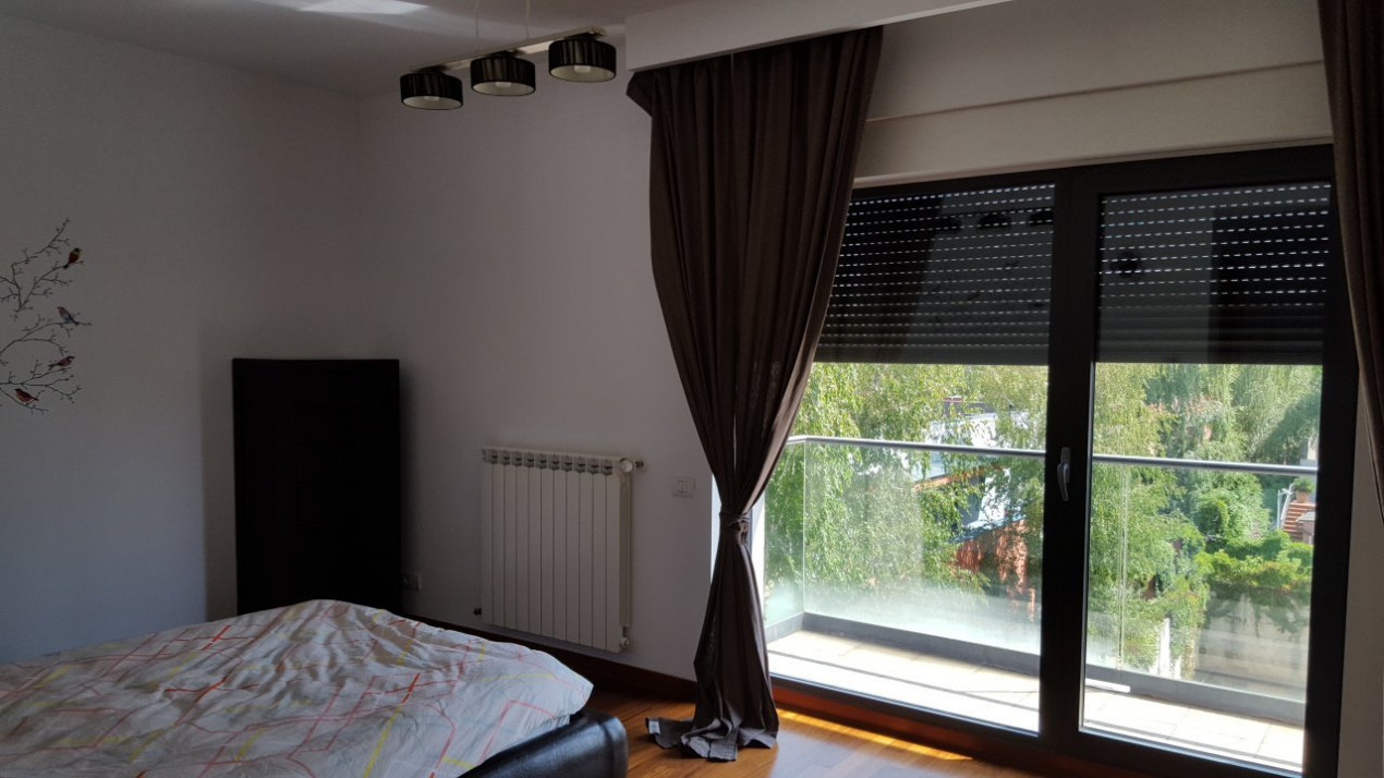 Apartament 3 camere, HERASTRAU, complex rezidential, 2007, 130 mp.