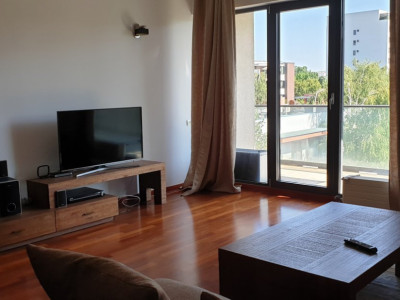 Apartament 3 camere, HERASTRAU, complex rezidential, 2007, 130 mp.