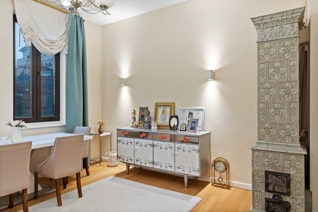 Apartament deosebit in vila de 3 camere, PARCUL CAROL, 83 mp