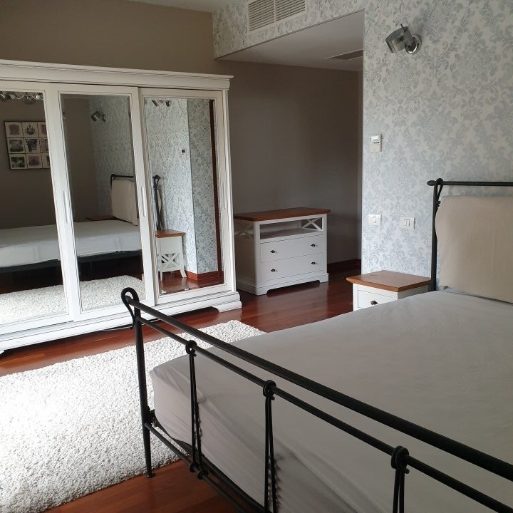 Apartament 4 camere, HERASTRAU, complex rezidential, 3 bai, 3 terase, 130 mp