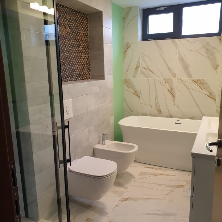 Apartament 4 camere, HERASTRAU, complex rezidential, 3 bai, 3 terase, 130 mp