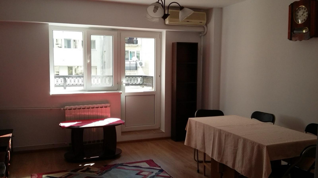 Apartament 3 camere, NERVA TRAIAN, an 1996, etaj 2/7, decomandat, 73 mp