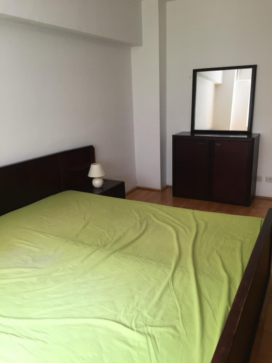 Apartament 3 camere, NERVA TRAIAN, an 1996, etaj 2/7, decomandat, 73 mp