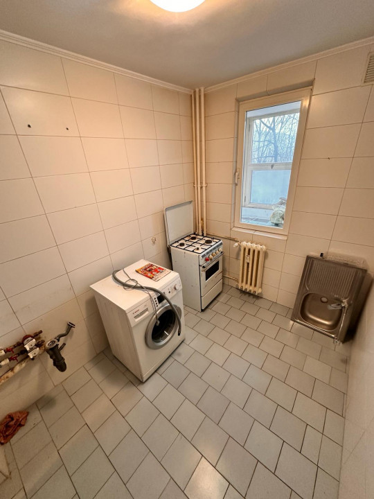 Apartament 2 camere, Drumul Taberei - Timisoara, parc Moghioros, 5/10, balcon