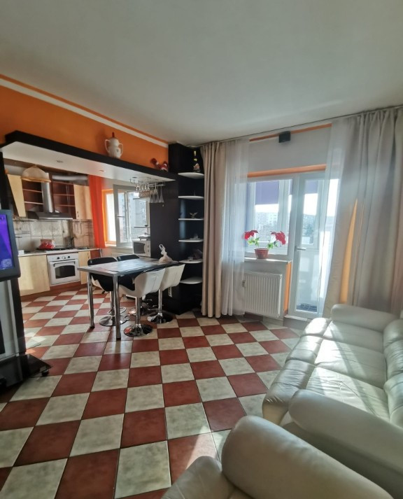 Apartament 2 camere, MIHAI BRAVU, etaj 4/8, 1986 , balcon