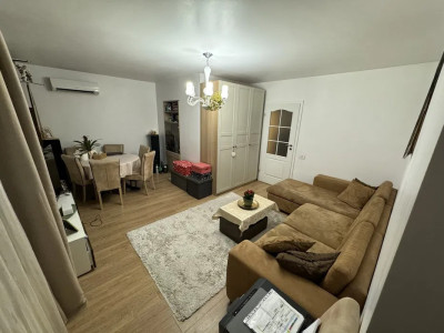 Apartament 2 camere, TITAN, decomandat, etaj 1/10, renovat in anul 2019