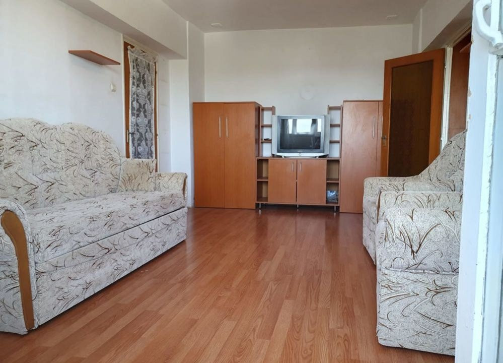 Apartament 3 camere, 1 DECEMBRIE 1918, anvelopat, bloc curat,an constructie 1986