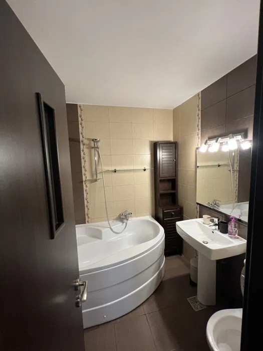 Apartament 3 camere, Unirii