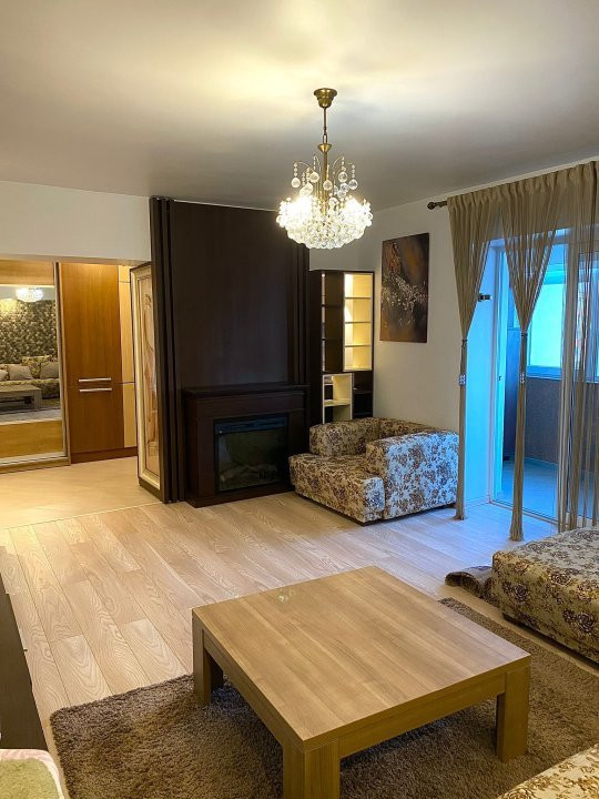 Apartament 3 camere, Piata Domenii, an 2009 , etaj 5/10