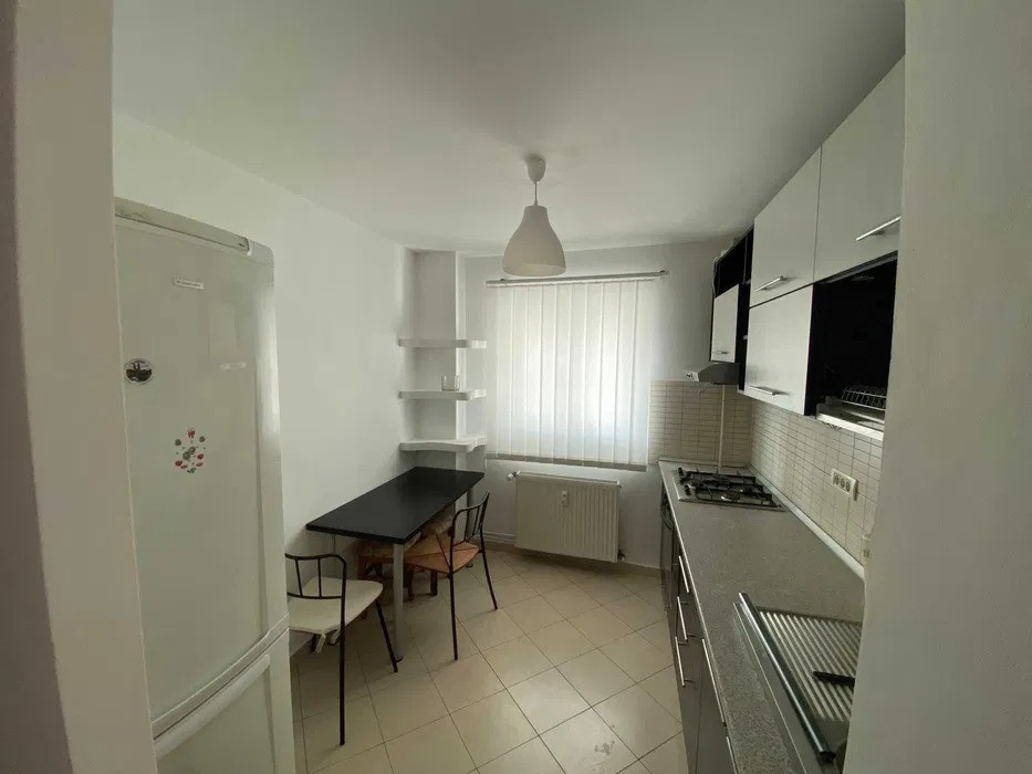 Apartament 3 camere,DRISTOR, bloc reabilitat, loc de parcare inclus, an 1984