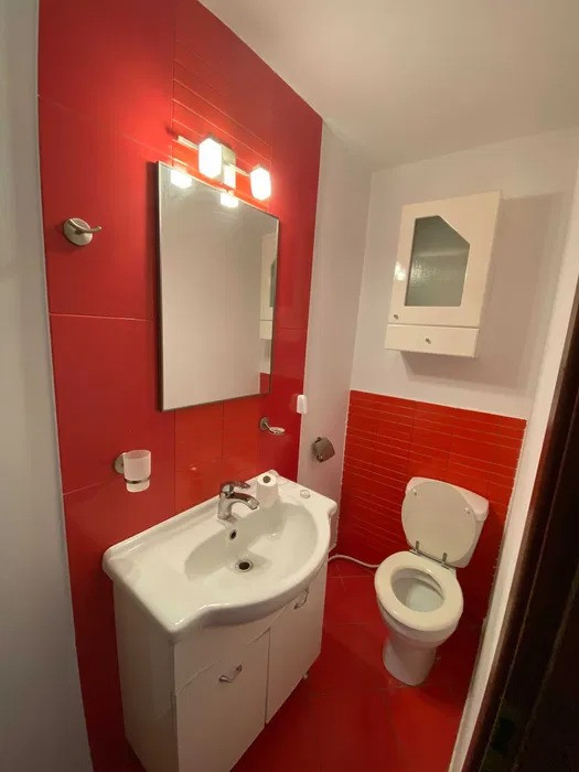 Apartament 3 camere,DRISTOR, bloc reabilitat, loc de parcare inclus, an 1984