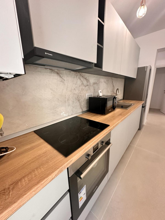 Apartament 3 camere,AMBIENCE RESIDENCE,loc de parcare, PRIMA INCHIRIERE