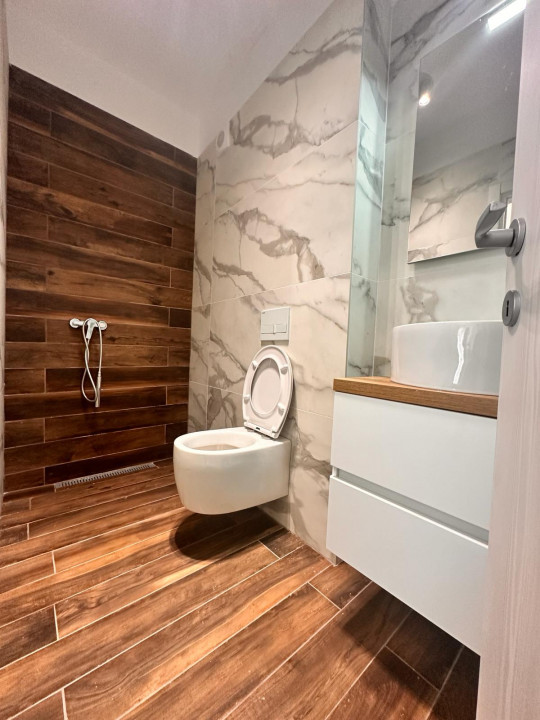 Apartament 3 camere,AMBIENCE RESIDENCE,loc de parcare, PRIMA INCHIRIERE