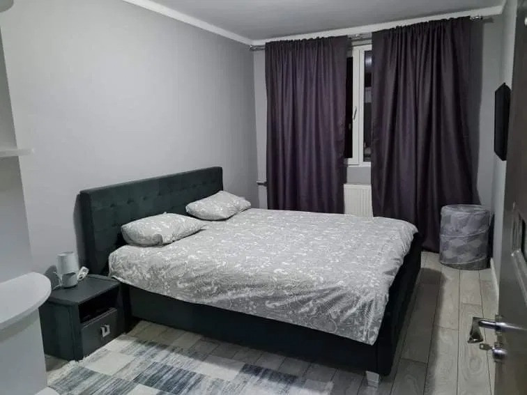 Apartament 3 camere,DRISTOR, bloc reabilitat in anul 2012,renovat in 2018,balcon