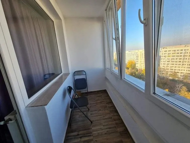 Apartament 3 camere,DRISTOR, bloc reabilitat in anul 2012,renovat in 2018,balcon