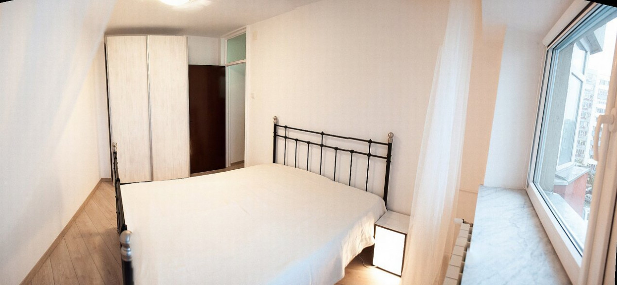 Apartament 2 camere,KISELEFF, etaj 5/10 , 3 balcoane