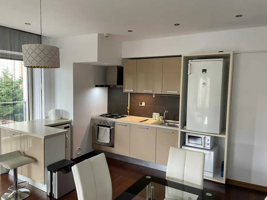 Apartament 3 camere,InCity Residence, balcon, etaj 2/17