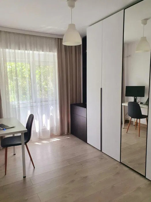 Apartament 4 camere, Bd. Basarabia, an constructie 1989, renovat in 2017, 91 mp 