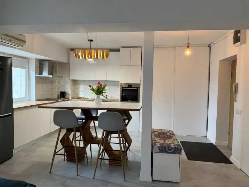 Apartament 2 camere,ROND ALBA IULIA, 61 mp , etaj 4/10, an constructie 1995  