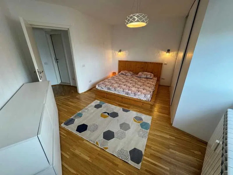 Apartament 2 camere,ROND ALBA IULIA, 61 mp , etaj 4/10, an constructie 1995  