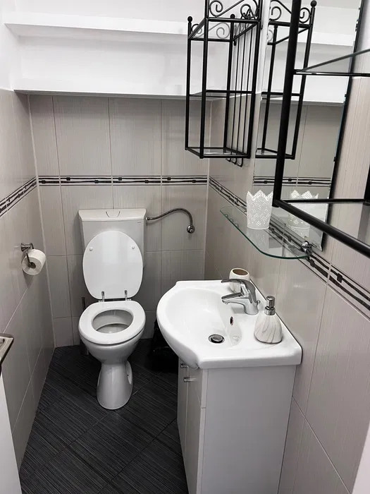 Apartament 3 camere,Bd. DECEBAL, 2 balcoane, 78 mp