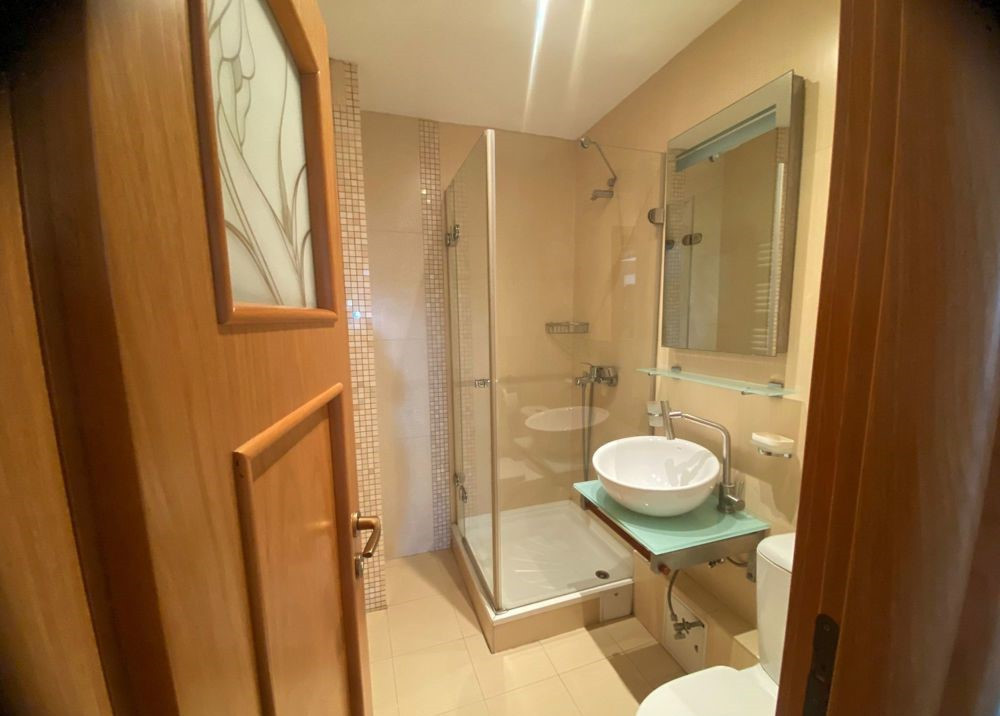 Apartament 4 camere,NERVA TRAIAN, reabilitat termic,89 mp,complet mobilat,utilat