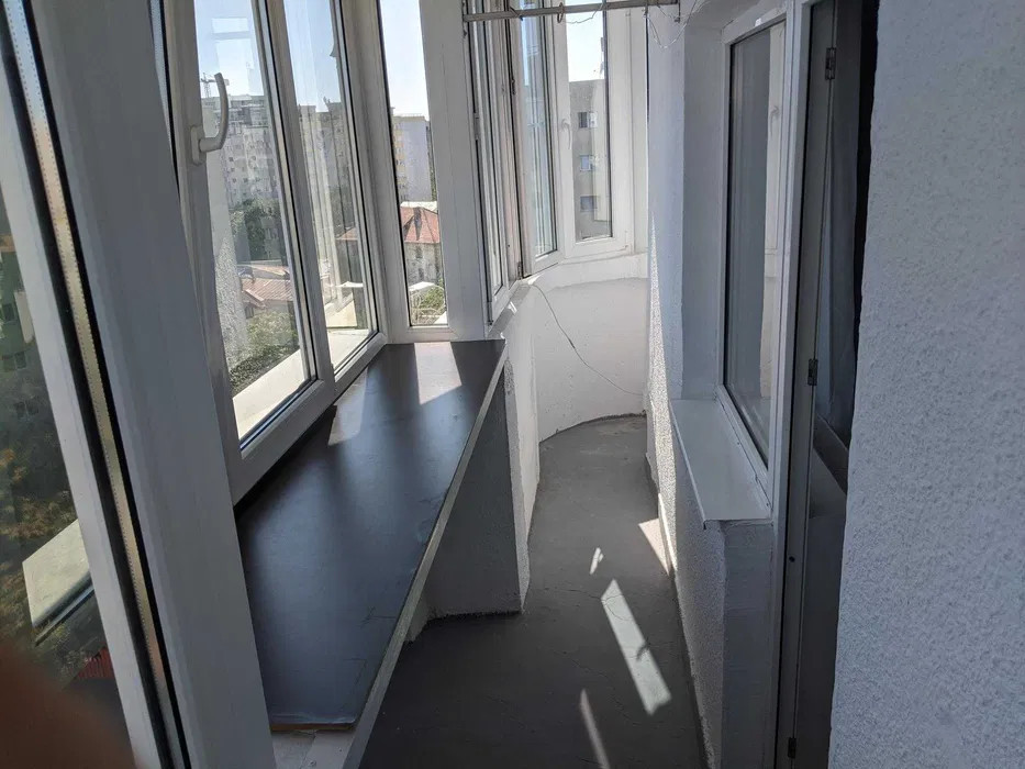 Apartament 3 camere, VITAN, loc de parcare, an constructie 1990