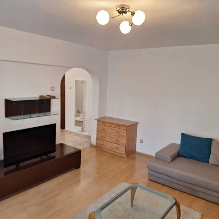 Apartament 2 camere,UNIRII, aproape de metrou, renovat si utilat