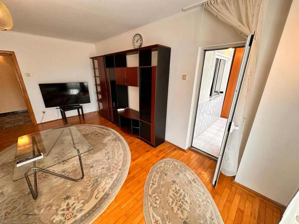 Apartament 3 camere,CALEA CALARASILOR, an constructie 1999, 2 balcoane