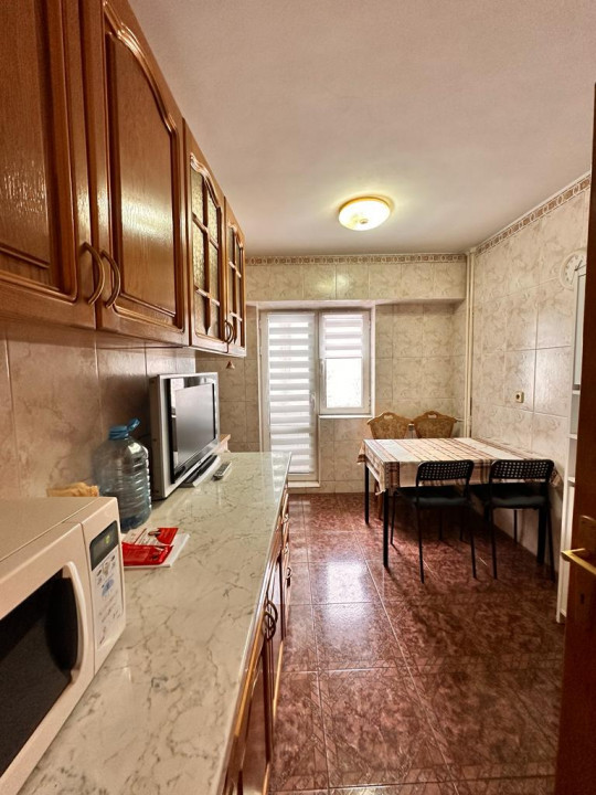 Apartament 3 camere,CALEA CALARASILOR, an constructie 1999, 2 balcoane