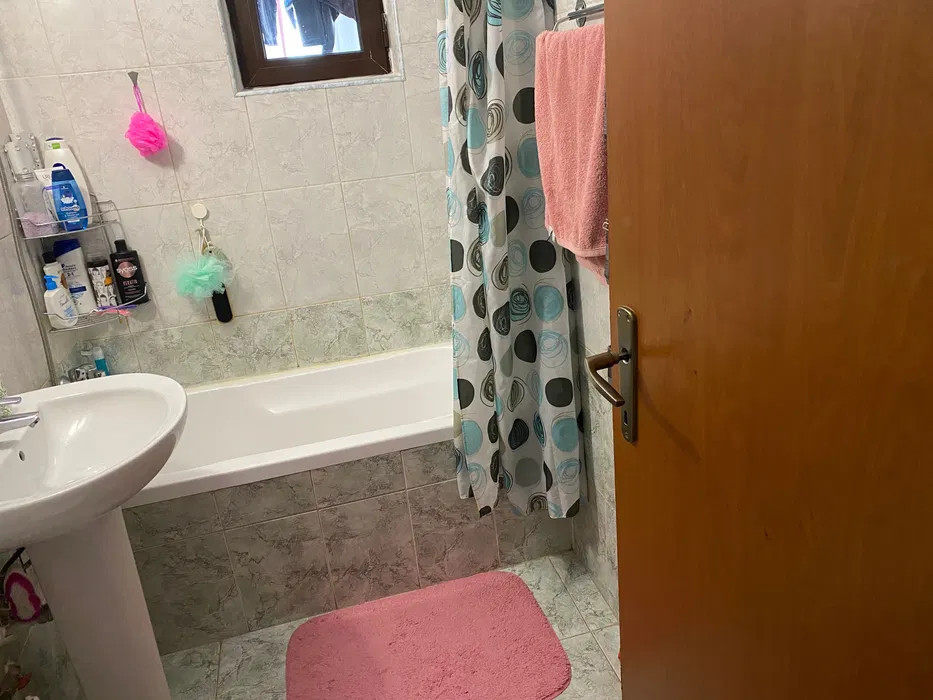 Apartament 2 camere,DRISTOR, aproape de metrou 