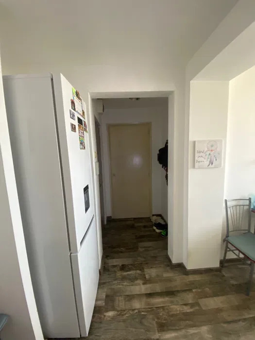 Apartament 2 camere,DRISTOR, aproape de metrou 