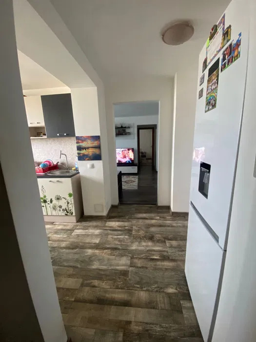 Apartament 2 camere,DRISTOR, aproape de metrou 